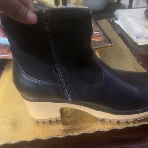 Women's boots